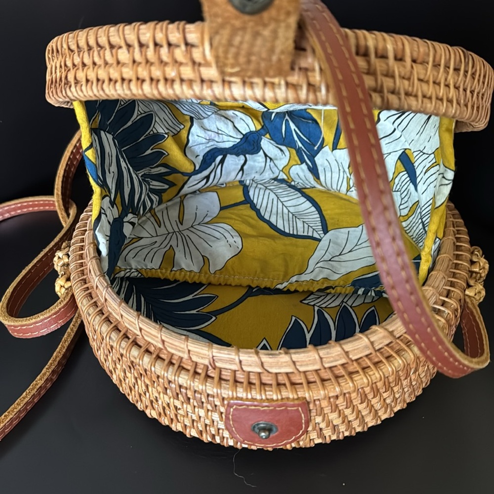 Boho Woven Rattan 8” Crossbody Bag - Picture 2 of 8